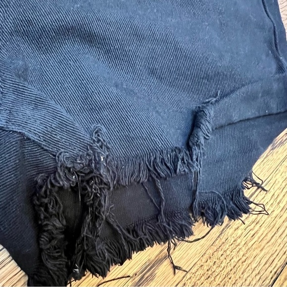 Princess Polly Jean Shorts Womens Denim Cut Offs Black Raw Hem Distressed Size 4 - Picture 2 of 8